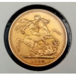 A RARE 1824 GEORGE IV ' LAUREATE HEAD ' FULL SOVEREIGN 8G. VF/EF Grade but please see photos. Ref: