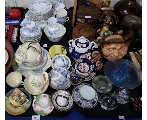 A Royal Worcester Japan style cup and saucer with crescent mark, other cups and saucers, Newhall Trentham pattern tea set, a 