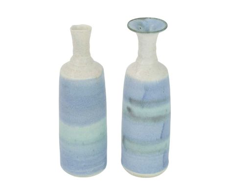 Hugh WEST (1950) Vases Ceramic, each 15.5cm tall.