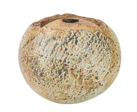 Alan WALLWORK (1931-2019) Seed Pod  Stoneware, incised mark to base, height 10cm.This delightful piece is in good condition w
