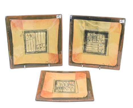 Françoise DUFAYARD (1960) Three square plates Ceramic, each signed, two 21.5cm square and one 18cm square. (3)