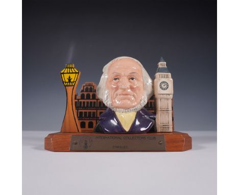 Charming Royal Doulton character jug depicting John Doulton (1793–1873), created exclusively for the Royal Doulton Internatio