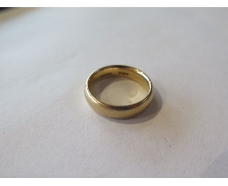 A hallmarked 9ct band ring, size S, approx 7 grams, some general usage marks 