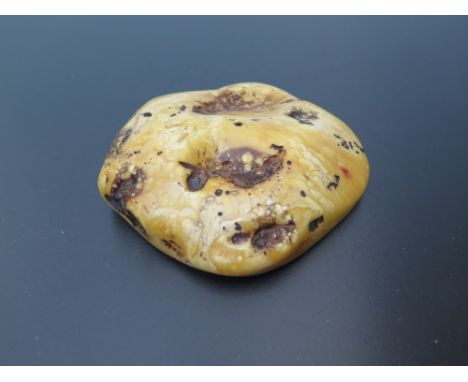 An Amber Boulder, 219g