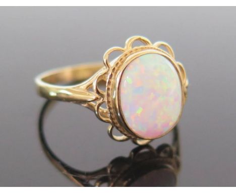 A 9ct Gold Opal Ring, size N