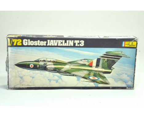 Heller Plastic Model Kit. 1:72 scale comprising no. 346 Gloster Javelin T.3. Appears to be complete. Very good to excellent. 