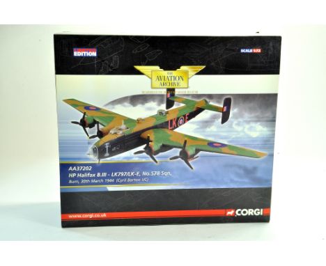 Corgi Diecast model aircraft 1:72 scale comprising Aviation Archive No. AA37202 Ho Halifax B.III 578 Squadron. Appears excell