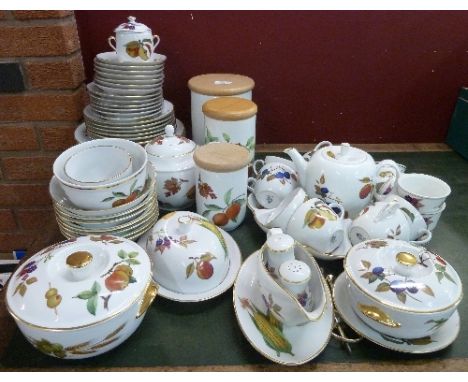 Approximately sixty pieces of Royal Worcester Evesham and Evesham Vale dinnerwares