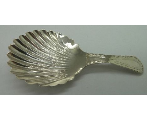 A Georgian silver caddy spoon, weight 4.9g