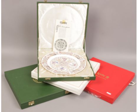 Four boxed Spode cabinet plates including Durrow, Iona, Kells and Lindisfarne plates. 