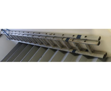 An aluminum 15 rung double ladder. 