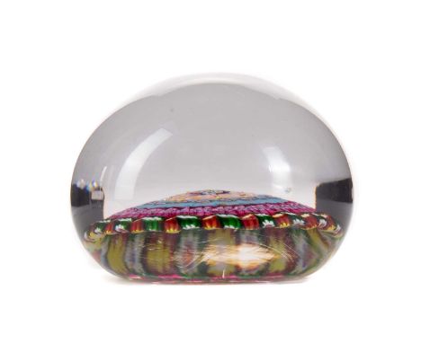 ATTRIBUTED TO PAUL YSART (SPANISH/BRITISH, 1904-1992) FOR MONART, MILLEFIORI GLASS PAPERWEIGHT CIRCA 1930-39 decorated with c