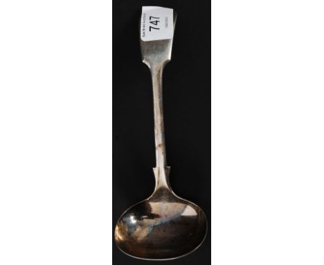 An Edwardian silver hallmarked ladle by James Deakin & Sons -John & William Deakin, Sheffield 1898. Weight approx 74g