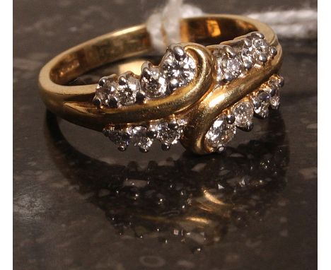 An 18k gold diamond ring 70pts. Weight 4,7g.