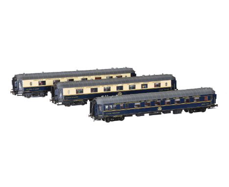 CIWL twin bogie corridor Pullman coaches,  by Elettren for Fulgurex, including two 1st Kitchen/Dining Car Nos 4105 and 3638 a