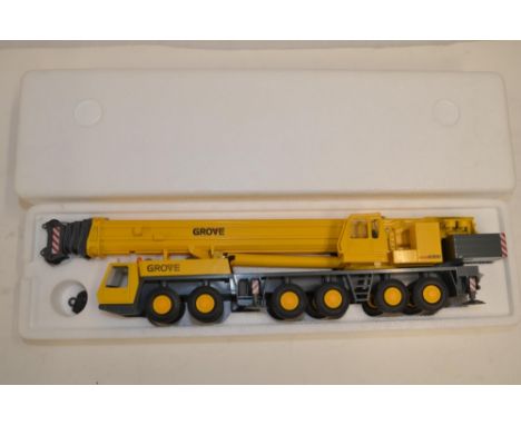 Boxed 1/50 scale diecast Grove GMK 6350 (GMK 6300 written on model) mobile telescopic crane model by Conrad (model no 2091/01
