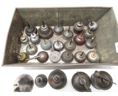 BP super visco-static sump drainer containing a collection of oilers (26) 