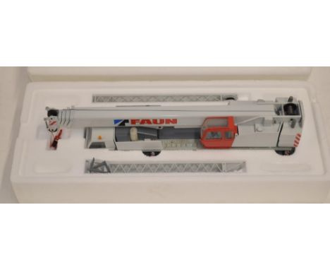 Boxed 1/50 scale diecast Tadano Faun ATF 100-5 mobile telescopic crane model by Conrad (model no 2096). Model in overall good