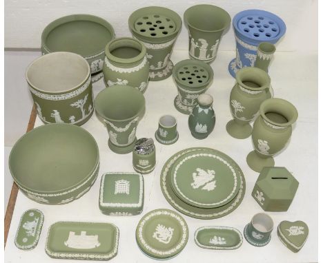 AN EXTENSIVE COLLECTION OF WEDGWOOD JASPER WARE, INCLUDING VASES, TABLE AND TRINKET WARE, ETC 