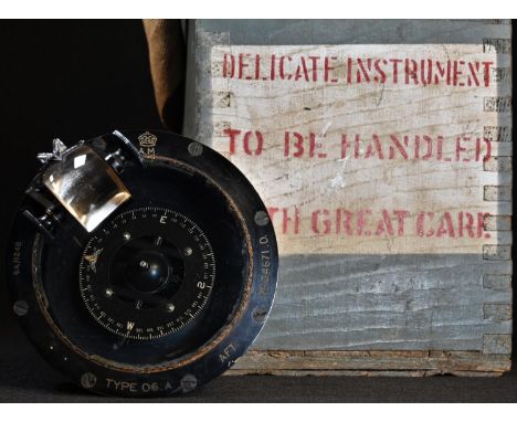 An Air Ministry compass, Type 06 A, 6A/1248, No.34671 D, 22.5cm high, boxed