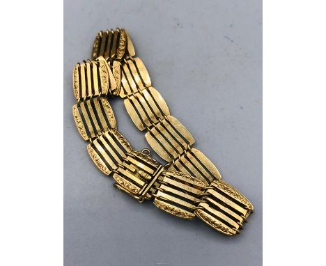 9ct Ladies gate bracelet (10g)