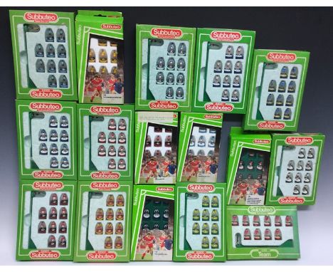 Subbuteo - Heavy weight England; Arsenal Away (yellow); others, 63000s 690 Verona, 410 Brazil; 620 Watford; 641 Manchester Un