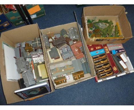 A QUANTITY OF BOXED AND UNBOXED OO GAUGE ROLLING STOCK, TRACK AND ACCESSORIES, to include Airfix GMR, Mainline and Lima, with