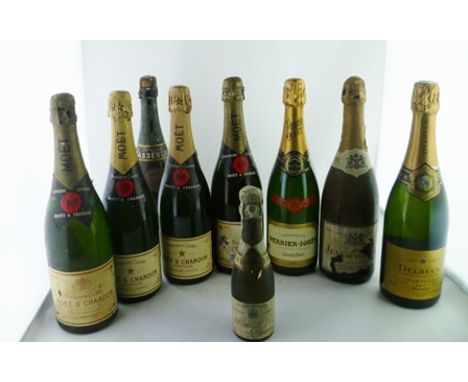 MOET ET CHANDON NV Premiere Cuvee champagne, 4 bottles PERRIER JOUET NV Grand Brut champagne, 1 bottle DELBECK 1990 vintage c