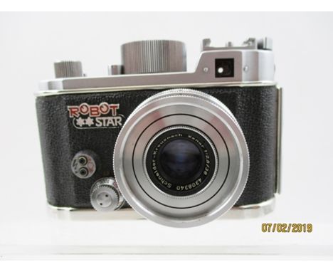 A ROBOT STAR CAMERA with Schneider-Kreuznach Xenar 1:2.8/38 lens no.4308340 in leather case 