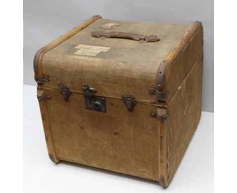 FIRST QUARTER 20TH CENTURY BEECH BOUND HESSIAN COVERED SQUARE FORMED TRAVELLING TRUNK with original leather strap work handle