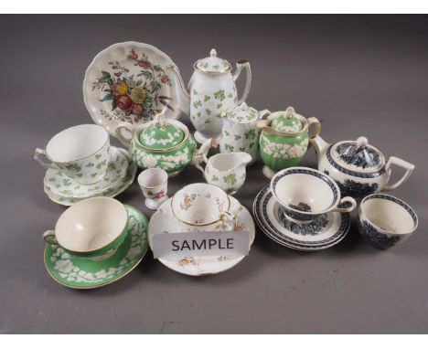 An Aynsley bone china part teaset, decorated clovers, a Davenport part teaset, decorated floral sprays, a Wedgewood Etruria b