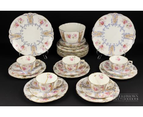 A small quantity of Bridgwood china, comprising two plates, eleven side plates, slop bowl, five cups and nine saucers (28)