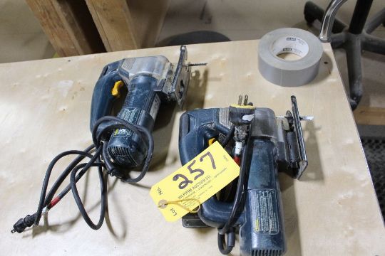 Bosch jig saws, model 1587VS.