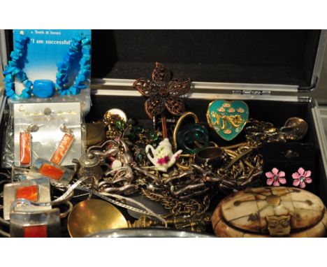 A small quantity of assorted costume jewellery, caddy spoon, faux ivory snuff box etc