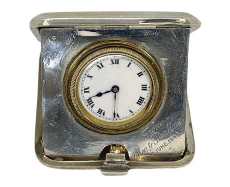 Unusual Silver Pocket Travelling Clock. 61 g. Birmingham 1923, Walker and Hall. Folds to a vesta case size. Clock surround en