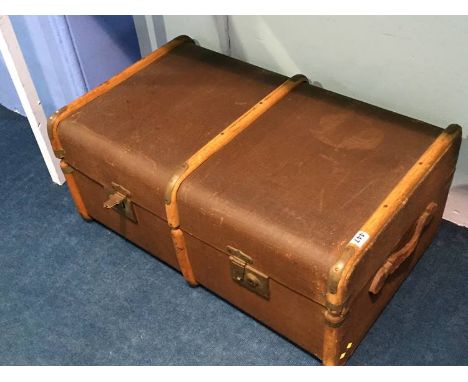 Cabin trunk