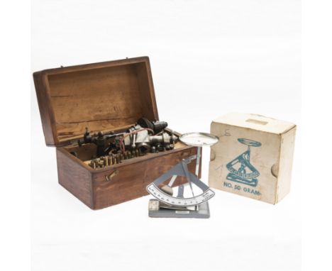 A WATCHMAKER'S LATHE AND PAIR OF SCALES, watchmaker's lathe in a wooden box with various tools and fittings; accompanied by a