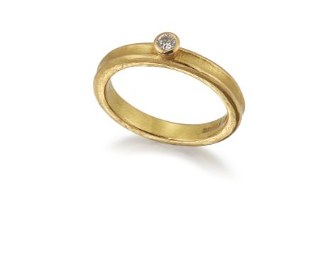AN 18CT DIAMOND SOLITAIRE RING, the single round brilliant cut diamond, estimated approx. 0.10cts, in a deep collet mount and