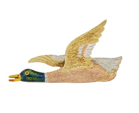 A 15CT GOLD AND ENAMEL DUCK BROOCH, the naturalistically modelled mallard in flight in tri-coloured gold and textured feather
