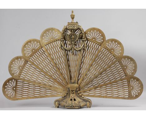A 19TH CENTURY FRENCH ORMOLU FOLDING FAN FIRE SCREEN.