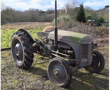 Ferguson Tractor Early / mid 20th century single seater tractor in barn find condition  wheels turn & steers but does not sta