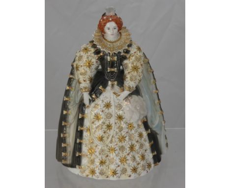 A Royal Worcester Limited Edition Figurine of Queen Elizabeth I on wooden plinth 1634/4500.