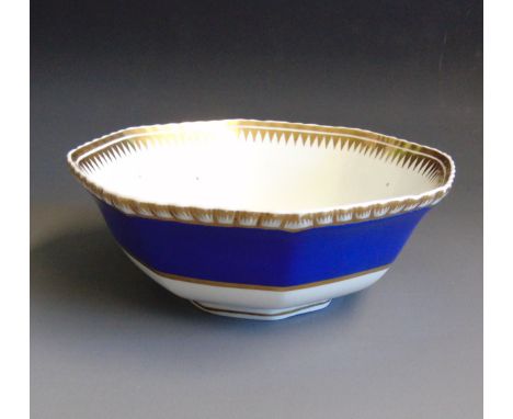 A Spode felspar octagonal slop bowl, decorated with a deep blue band and gilding, pattern No. 4021, circa 1824-25,  18.5cm di