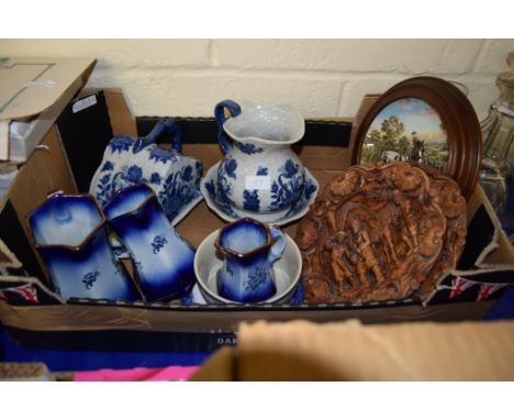 GROUP OF BLUE AND WHITE CERAMIC ITEMS INCLUDING JUG AND BOWL AND CHEESE DISH
