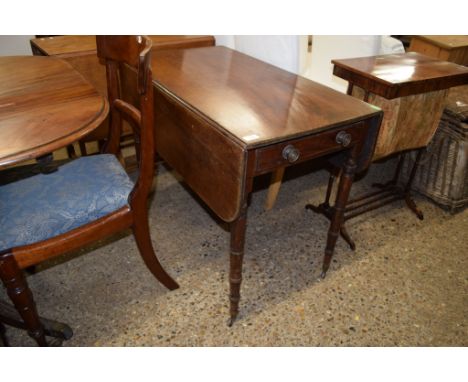 EARLY 19TH CENTURY MAHOGANY PEMBROKE TABLE, 91CM WIDE