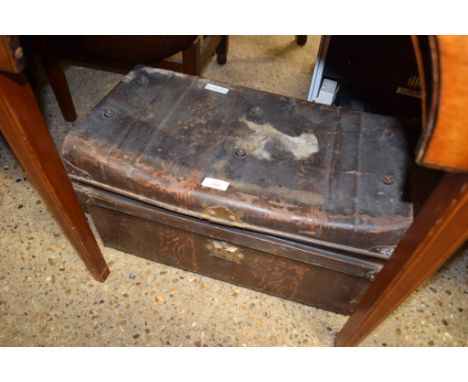 VINTAGE TIN SMALL TRUNK, 54CM WIDE