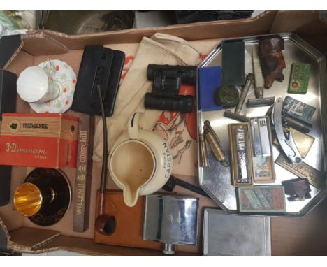 A mixed collection of items to include cased churchill cigar, capstan water jug, vintage shaving accessories etc (1 tray) 