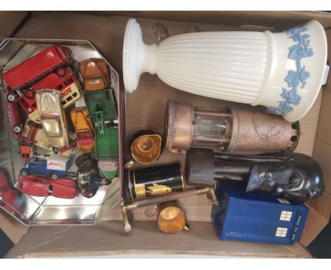 Mixed collection of items to include a type 6 eccles minors lamp, wedgwood queensware vase, african tribal bust and small col