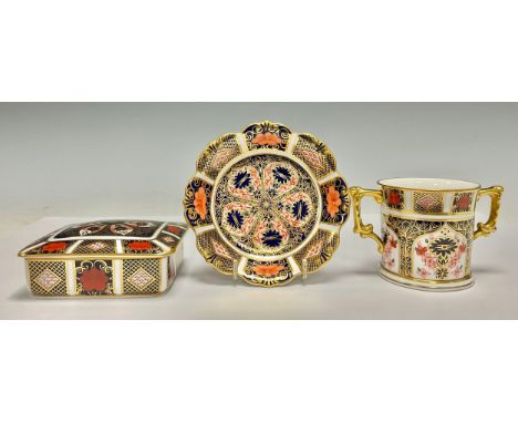 A Royal Crown Derby Imari palette 1128 pattern two handled loving cup, first quality; an 1128 pattern rectangular trinket pot