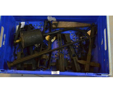 Miscellaneous metalware to include:  thatching tool, spitjack, various animal traps etc. 